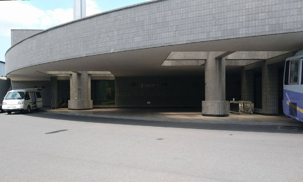 川越市立ち華葬祭が利用するメモリアルトネの外観の写真