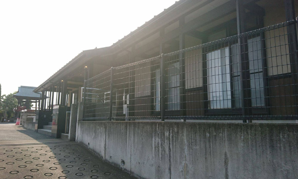 川越市立ち華葬祭が利用する清泰寺会館の外観の写真