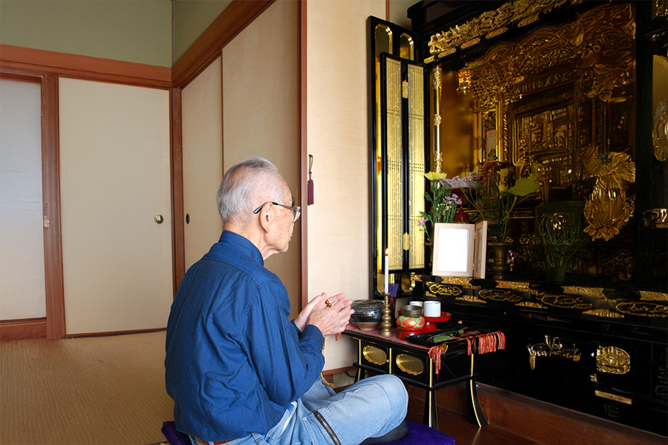 画像に alt 属性が指定されていません。ファイル名: Buddhist2.jpg